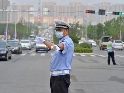 十一假期，青岛交警严查各类交通违法，景区列为管控重点！