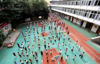 青岛这俩都叫“上海”的小学合体了
