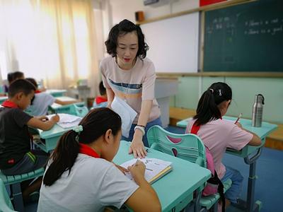 教书育人楷模|升平路小学胡晓梅：用爱诠释教师二字，执着践行教育初心