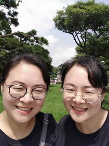 同时考入青大师范，同时走上讲台，双胞胎姐妹花，25载扎根教学一线