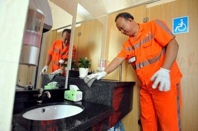 厕所也评星 看这些环境优美的星级厕所