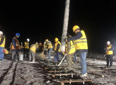 成功跨越百年胶济铁路！胶州海尔大道公铁立交桥开通在即
