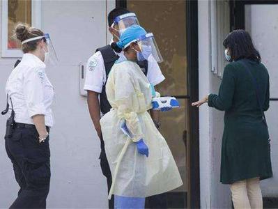 12名在加留学生参加聚会致群体性感染，中国大使馆发布提醒