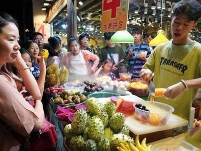 大理通报不买鼓就辱骂游客事件：涉事店员道歉，将整治旅游市场秩序