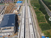 年底将开通！航拍建设中的平度潍莱高铁站
