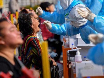 美食药监局前局长：中国5天检测900万人，这在美国是“不可能的任务”