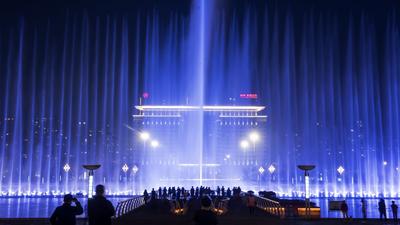 胶州:音乐灯光喷泉璀璨夺目