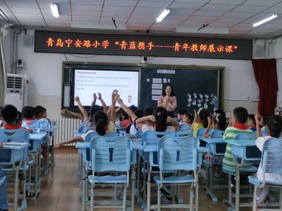 “云课堂”连接家校  携手科学育人