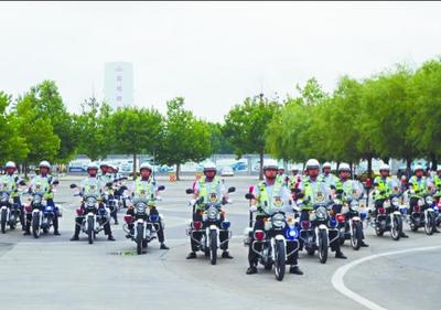 申请垫付80余万元救助基金，平度交警为14名事故伤者“解围”