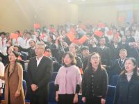 红歌吟唱难忘的岁月