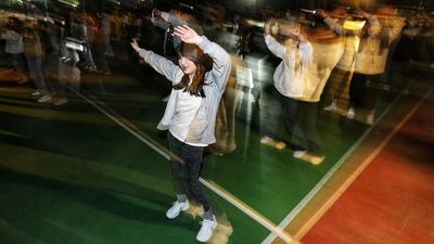 大学广场舞 原来是这三个小姐姐带起来的