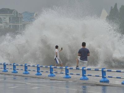 16号台风将于13日夜间登陆华南沿海，中国气象局启动Ⅳ级应急响应