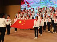 红歌吟唱难忘的岁月