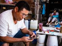 以花为生的中年青漂人 