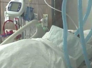 美国平均每40秒就有一人死于新冠