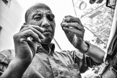 修表匠 一个用手艺修理时间的人——匠人物语（2）