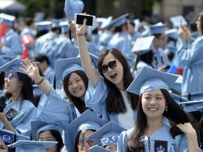 国家公派留学人员年底前因疫情无法按期成行，可延期一年