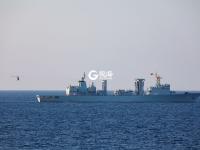 亚丁湾上有大动作 上演惊魂海空立体搜救演练