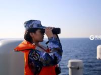 亚丁湾上有大动作 上演惊魂海空立体搜救演练