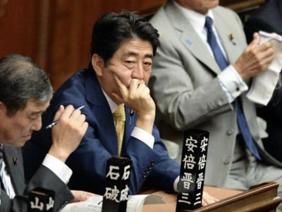 安倍连续三天参加政治活动，称身体正在“飞速好转”，明年将重返政坛