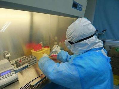 香港新增81例新冠肺炎确诊病例，其中13例本地感染源头不明