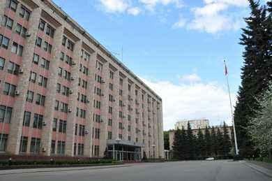 中国驻俄罗斯大使馆：暂时停止持有效中国签证、居留许可的在俄人员入境