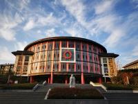 未觉池塘春草绿，阶前梧叶已秋声——深秋的实高园，你见过吗？