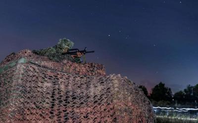 今年冬夜里的第一次冲锋 真飒！