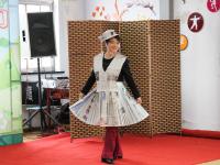 绿色生活时尚  老年时装秀出环保魅力