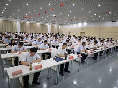 搭建青沪合作新平台，青岛市领导赴上海考察实训企业并看望实训干部