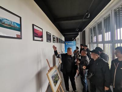 揭牌，参展，采风 观海新闻摄影师在这里嗨了起来