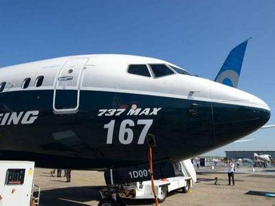 波音737MAX被批准复航，空难遇难者家属失望称道：为时尚早