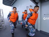 亚丁湾上有大动作 上演惊魂海空立体搜救演练