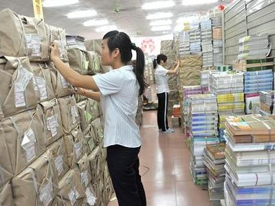 全国教材循环用一年可省200多亿元，节约费用可援建约4万所希望小学