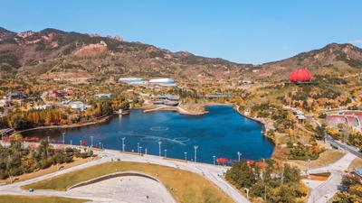 金色狂欢，世博园开启秋末色彩酷炫模式