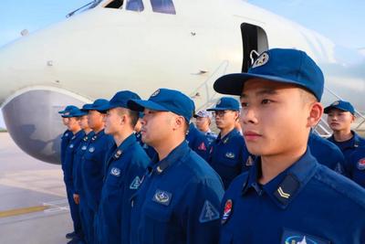 凯旋是最大的褒奖 战机守护者——机务兵