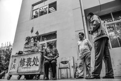 修表匠 一个用手艺修理时间的人——匠人物语（2）