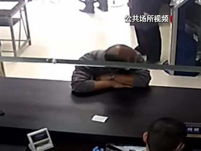 上海一男子用驾驶证替同事代扣分，被扣证并罚款5000元！