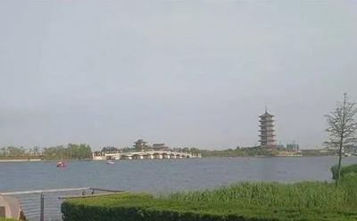 胶州少海南湖景区停车场收费了
