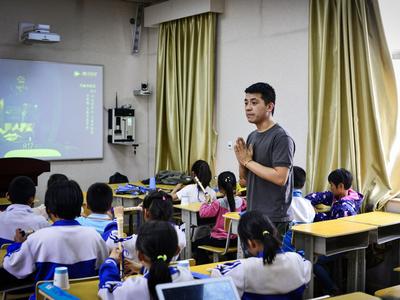 教育部颁布《中小学教育惩戒规则（试行）》，明确禁止七类不当教育行为