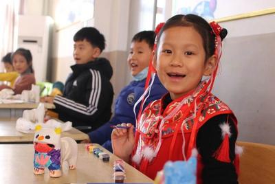 非遗文化我传承 巧手筑梦迎新年