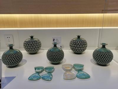 “国际客厅”搭文化桥梁，首届韩国传统陶艺文化展开展