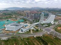 航拍青岛奇幻建筑：打造“中国蓝色硅谷” 