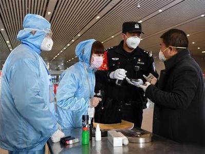 北京：在京机关干部和国有企事业单位工作人员带头在京过节