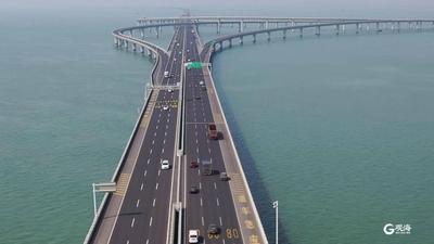 青岛海湾大桥胶州连接线运行8个月：为过往车辆减免通行费近400万元