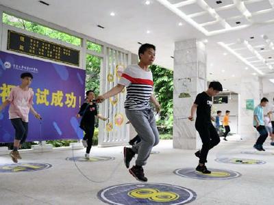 教育部：明年起绝大多数省份将增加体育中考分值，且增幅较大