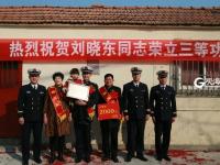 来追星！整条街上最荣光的“仔”