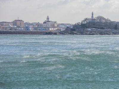 气温零下11摄氏度，青岛的海面却“开锅了”