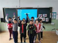 一副小手套 温暖一个冬天