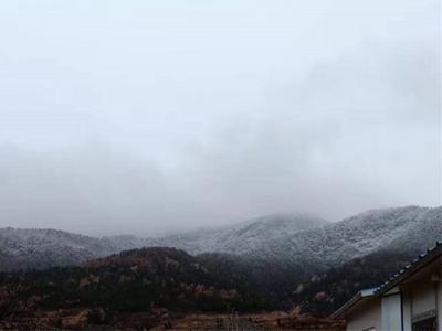 远山白雪！城阳今年的第一场雪“长”这样